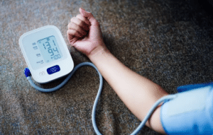 Presión Arterial Alta: Prevención y Ejercicios para Controlarla