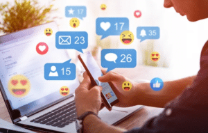 Aplicación para Engancharse en las Redes Sociales