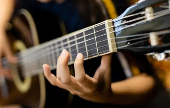 Aprende a Tocar Guitarra con Estas Apps