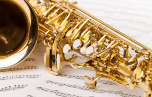 Aprende a tocar saxofón fácilmente con estas apps