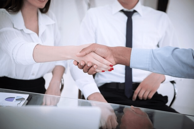 ¡Préstamos Fáciles con Bancos Líderes!